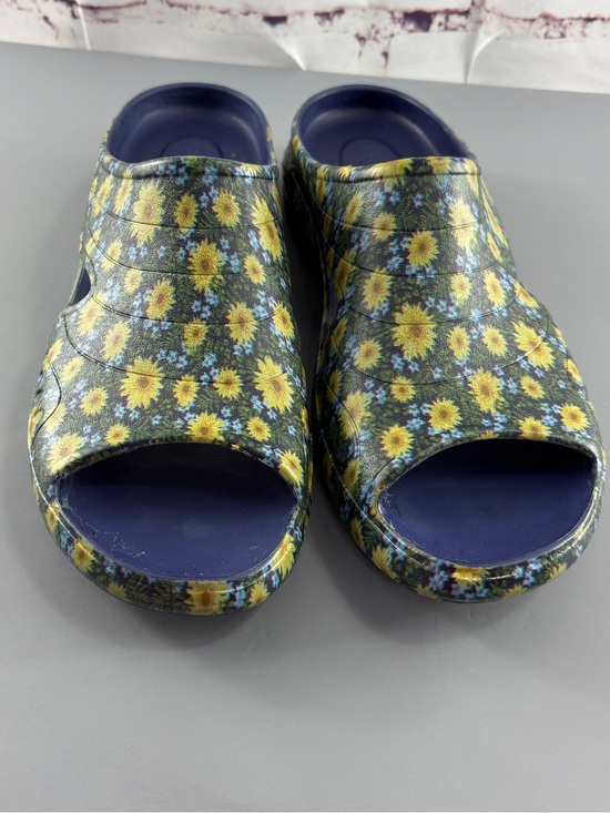Easy Spirit Shoes - Easy Spirit Tess Sunflower / Navy Slip-On Sandals 10M NWOT
